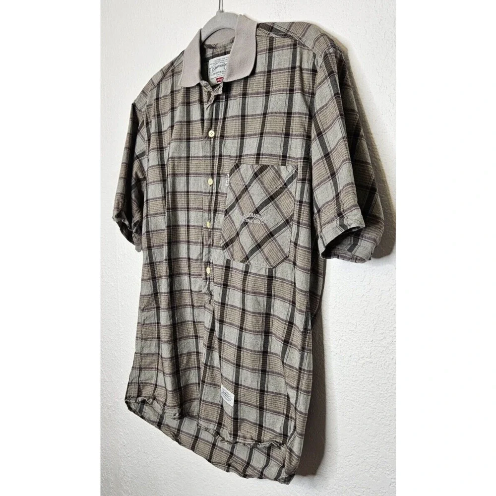 Vintage Levi's Mens Shirt Small Gray Plaid Short Sleeve Half Button‎ Front Retro